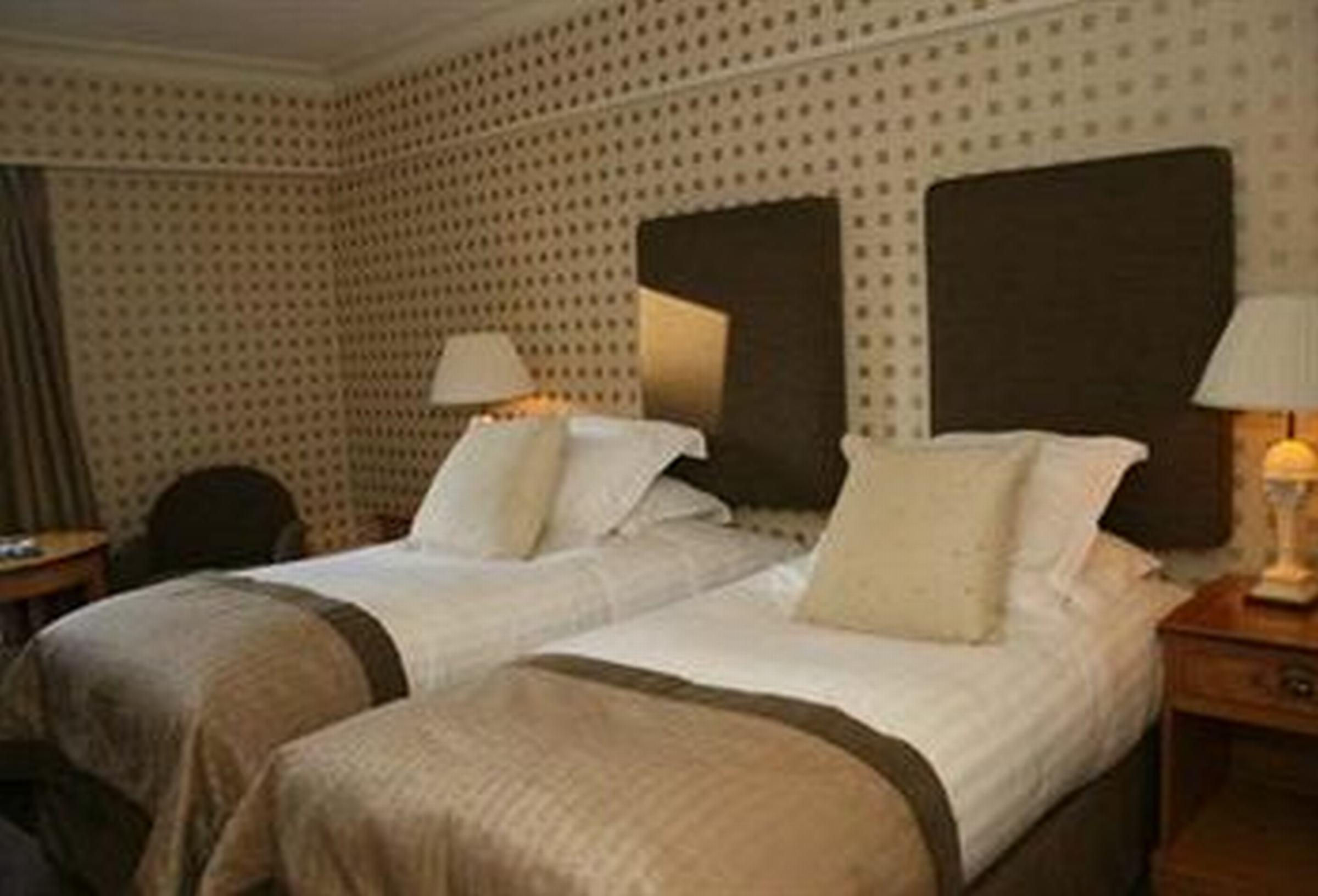 The Culloden Estate And Spa Holywood  Exterior foto A room at the hotel