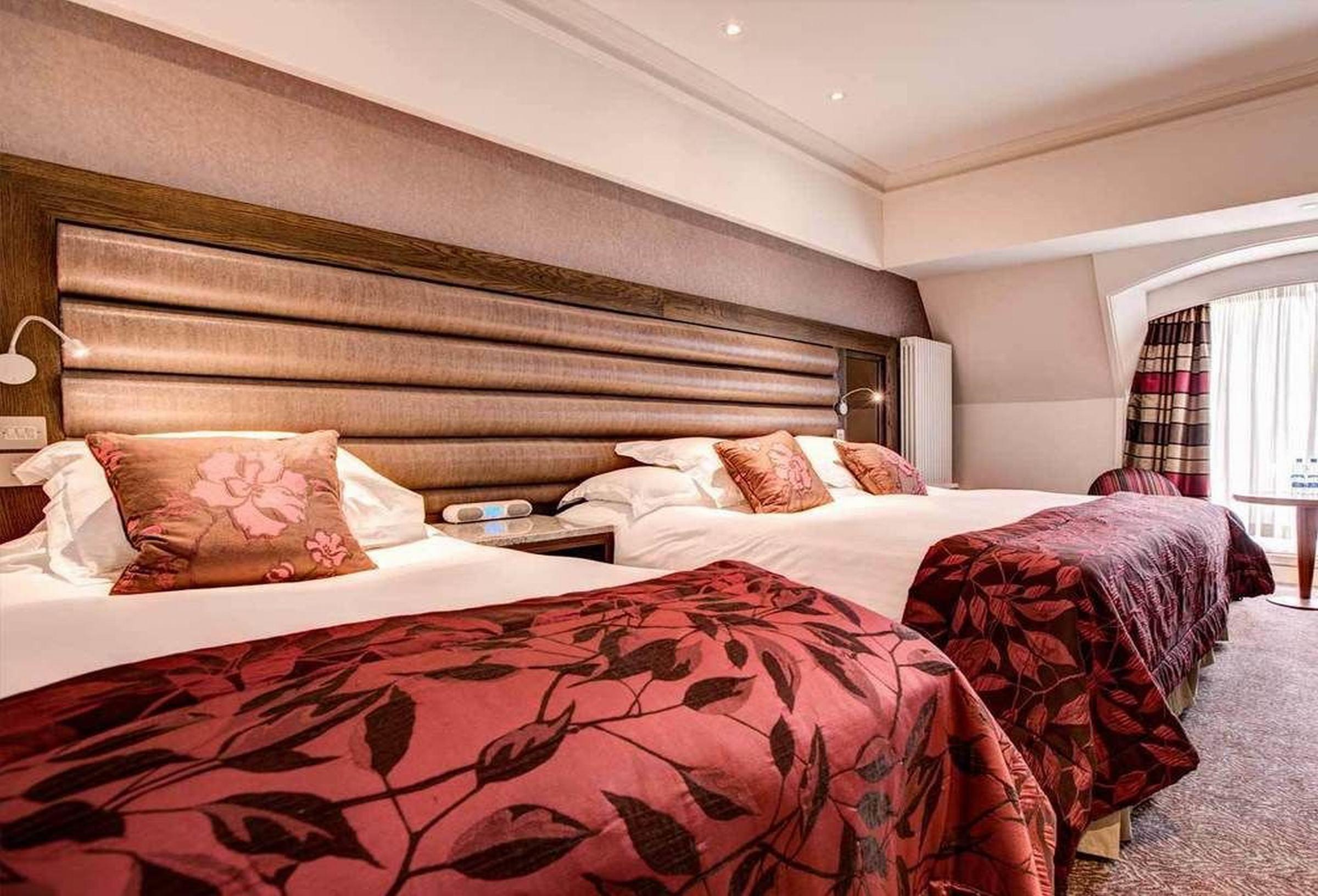 The Culloden Estate And Spa Holywood  Exterior foto A bedroom at the hotel