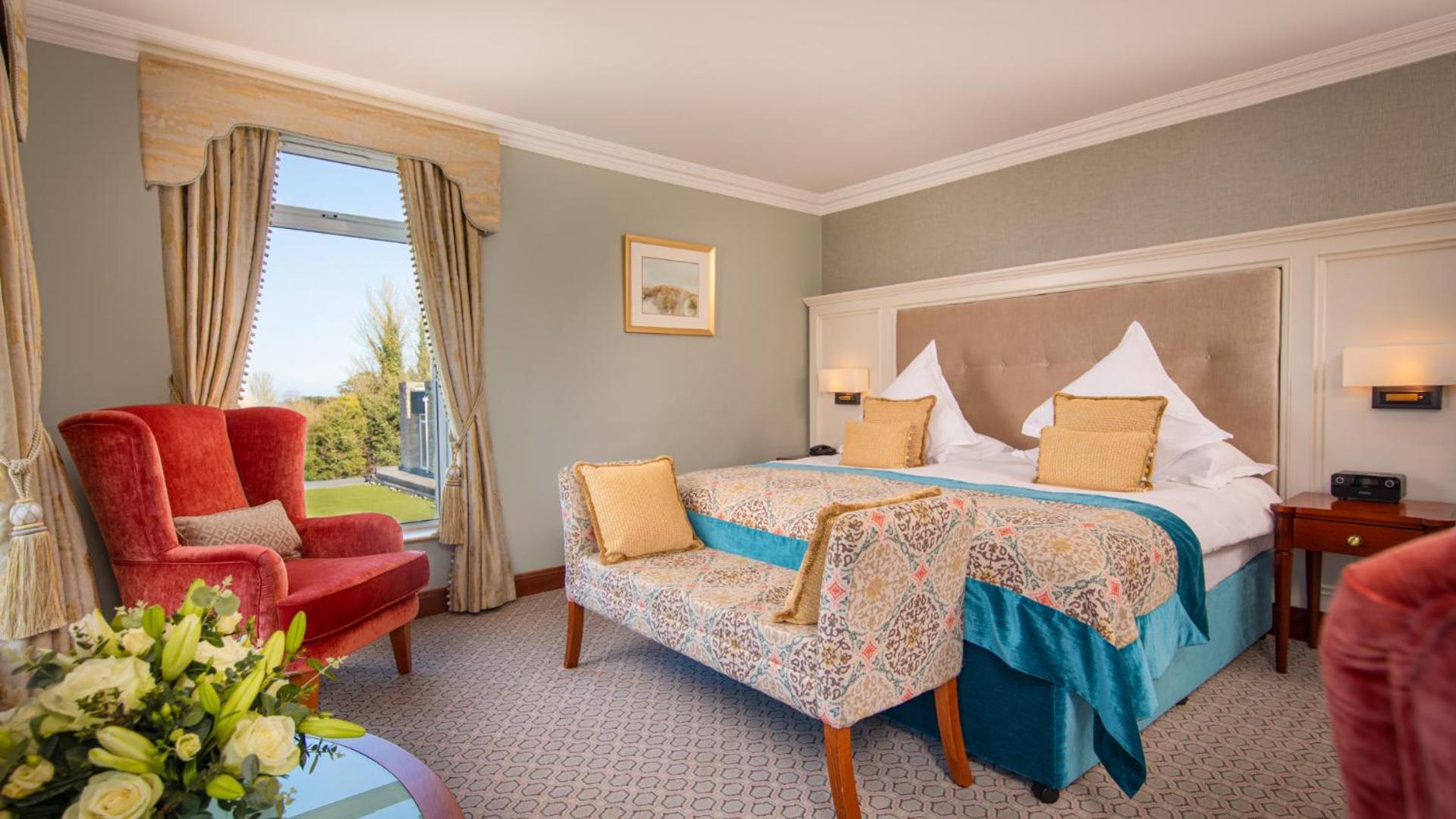 The Culloden Estate And Spa Holywood  Exterior foto A bedroom at the hotel