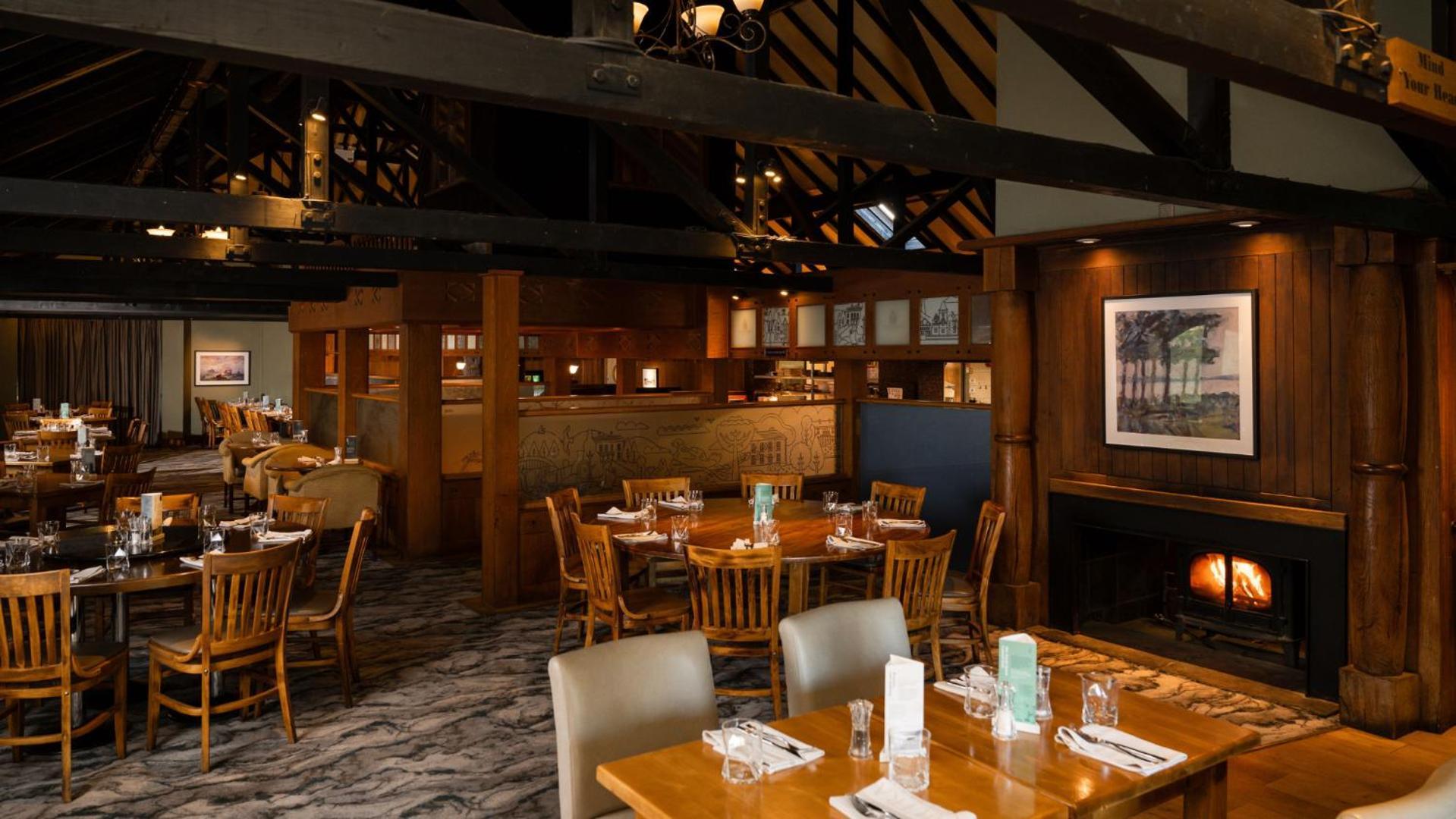 The Culloden Estate And Spa Holywood  Exterior foto The restaurant at the Inn at the Opera House