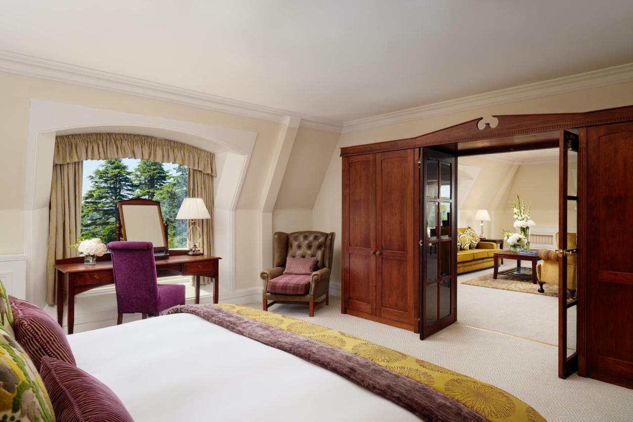The Culloden Estate And Spa Holywood  Exterior foto A suite at the hotel